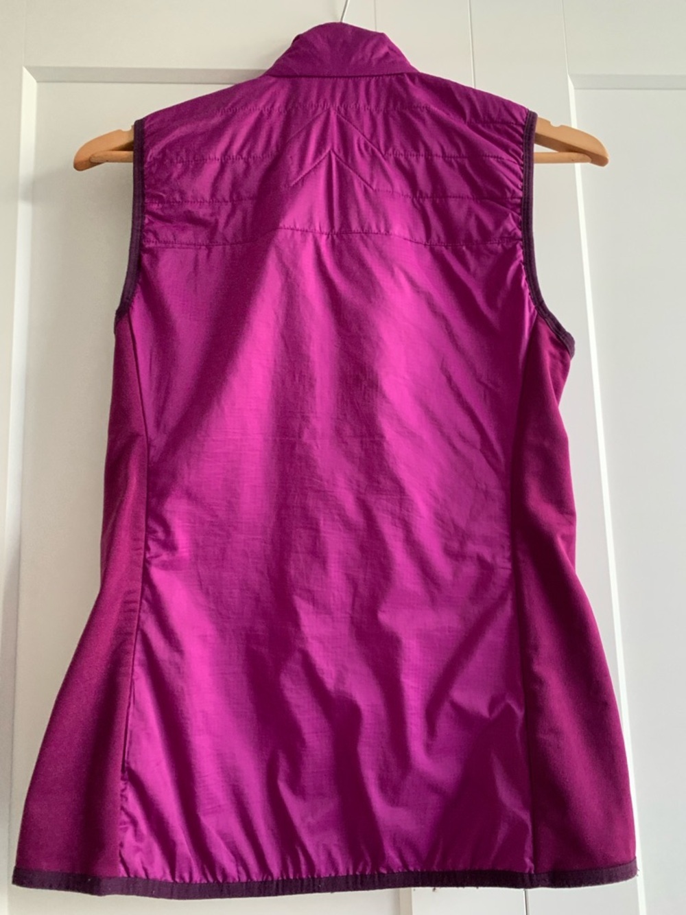 Icebreaker Vest women’s size S Magenta - Picture 2 of 8